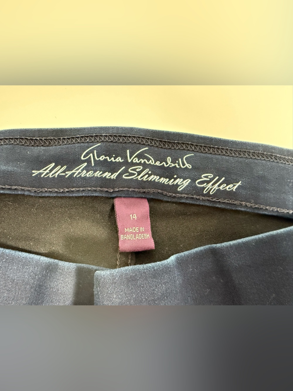 Gloria Vanderbilt Denim Stretch Slimming Jeggings - Picture 4 of 8